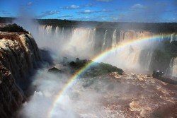 Parque comemora 75 anos com atividades culturais nas Cataratas