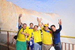 Turistas da Copa "invadem" as Cataratas do Iguaçu