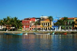 Estado motiva população local a fazer turismo no PR